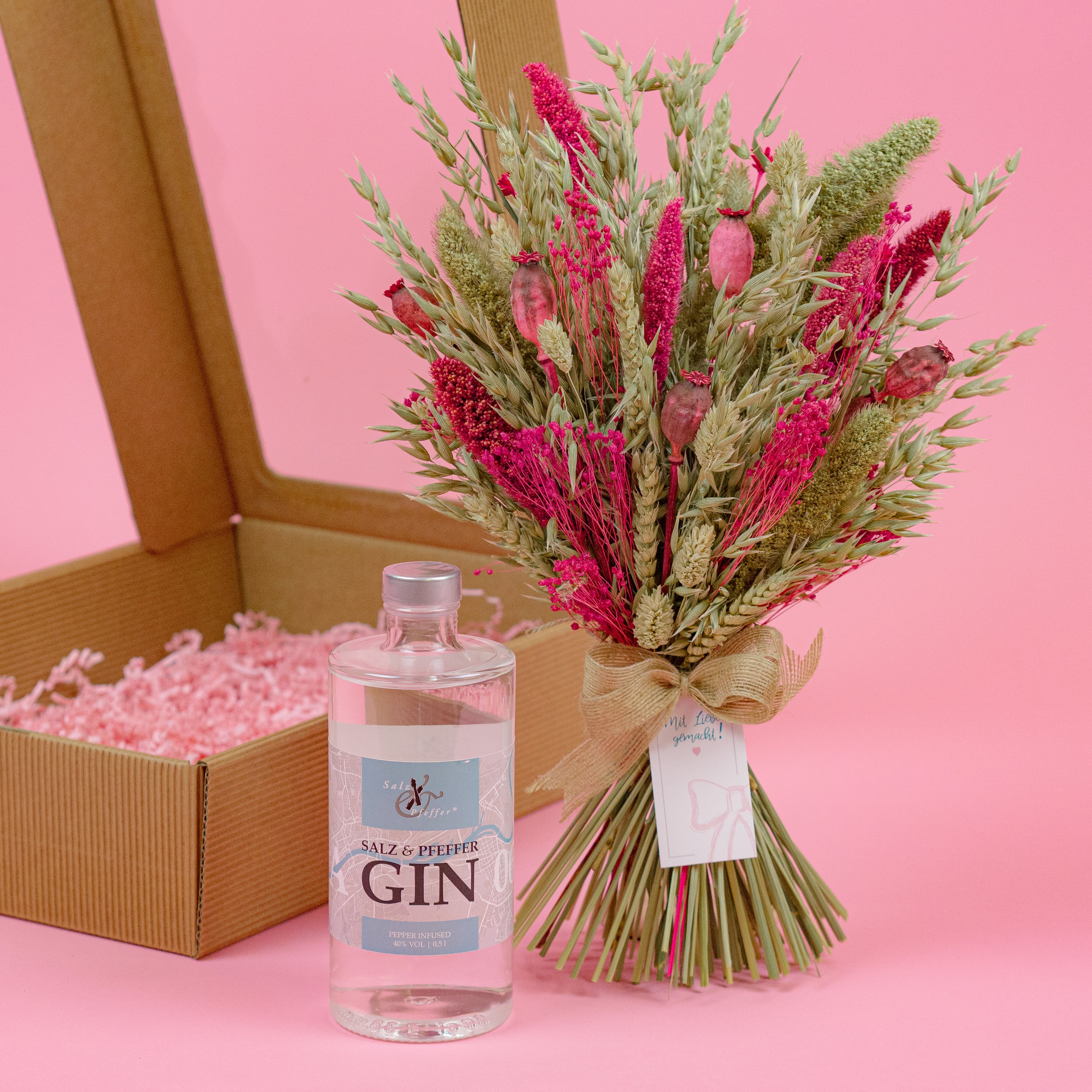 trockenblumenstrauss-gin-geschenkbox-valentinstag-geburtstag-globaldesire-salzpfeffer