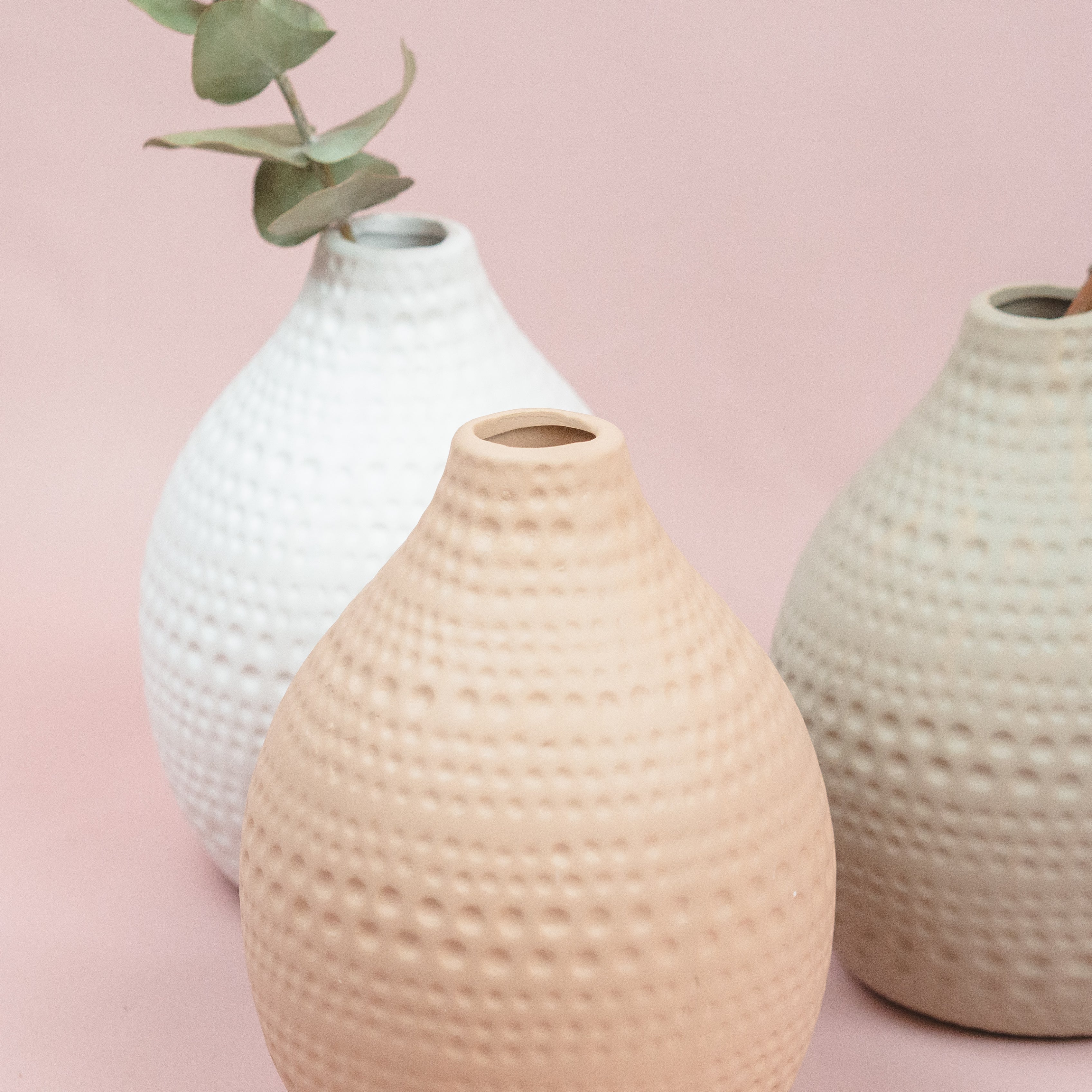 vase-caro-grau-taupe-schlamm-keramik-trockenblumen-dekoration-globaldesire
